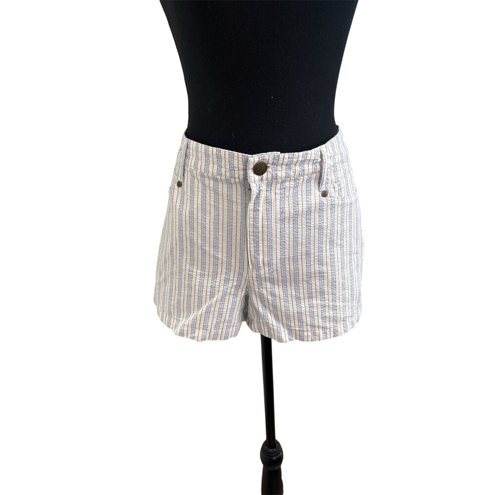 Sperry Women's Seersucker Shorts 3" Blue White Stripes Flat Front Size: 10